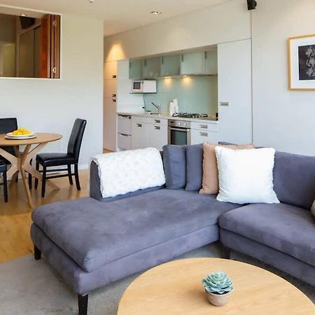 Stunning Lakeview 1 Bedroom Apartment Queenstown Eksteriør billede