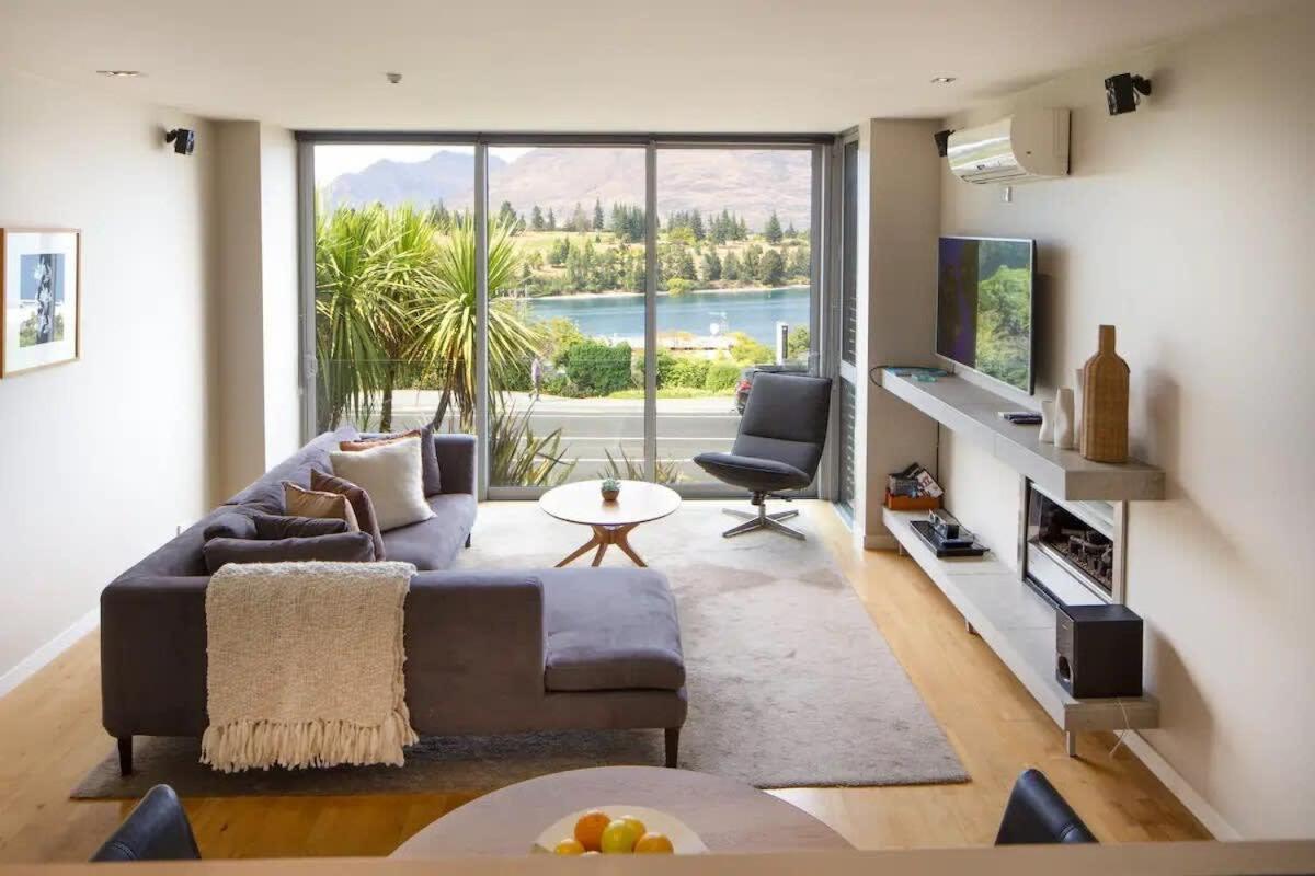 Stunning Lakeview 1 Bedroom Apartment Queenstown Eksteriør billede